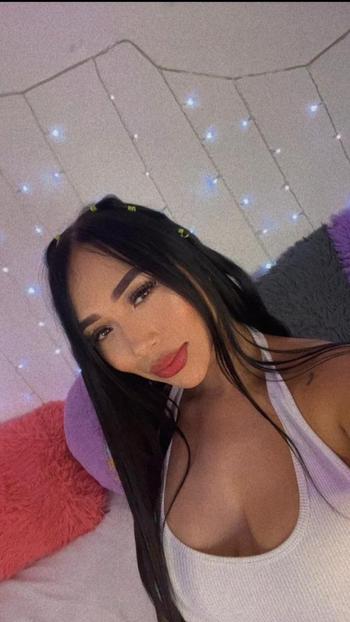 Sofia , 27  female escort, York