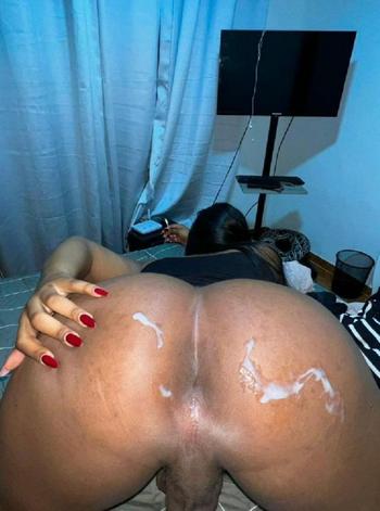 Riven, 28  female escort, York
