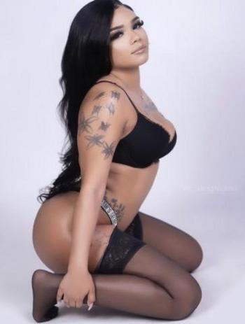 2674513660, female escort, York